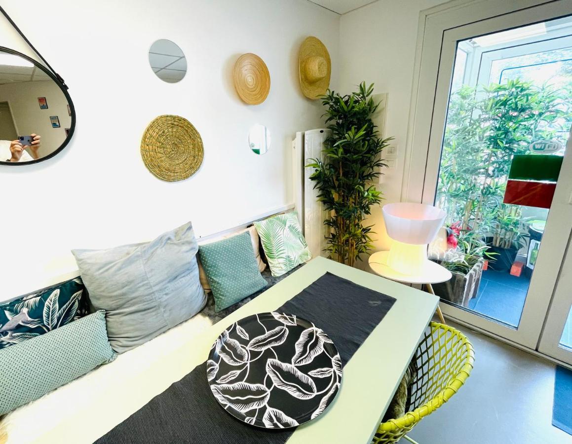 Spotsleeping Hostel Англе Екстериор снимка