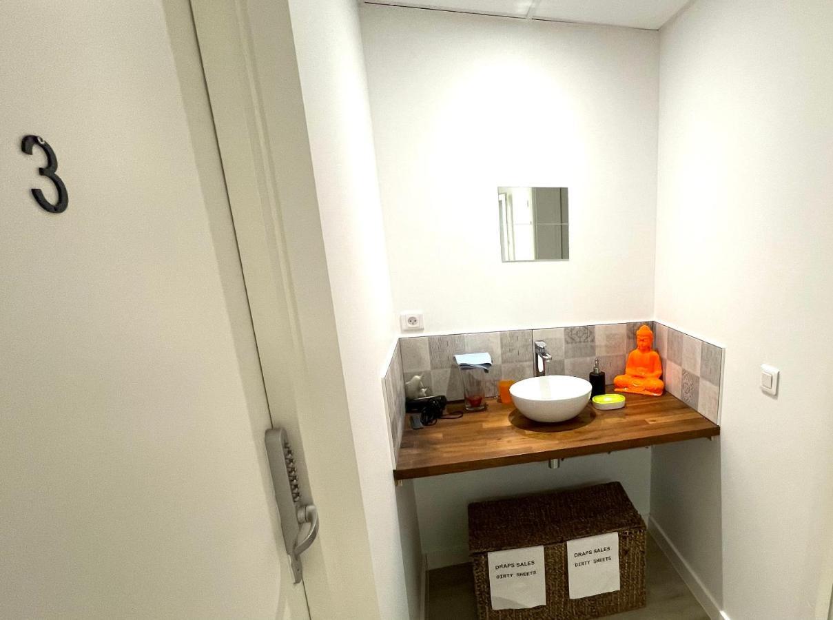 Spotsleeping Hostel Англе Екстериор снимка